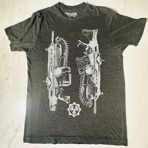 Gears of War Gray T-Shirt - Front Graphic Chainsaw - Size Medium - Microsoft